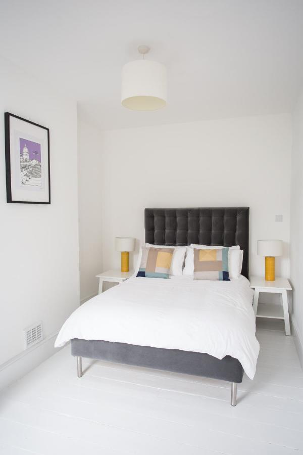 Elegant York House - On A Road, Sleeps 12, With Sea Views