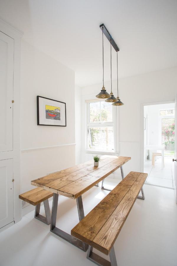 Elegant York House - On A Road, Sleeps 12, With Sea Views Holiday home