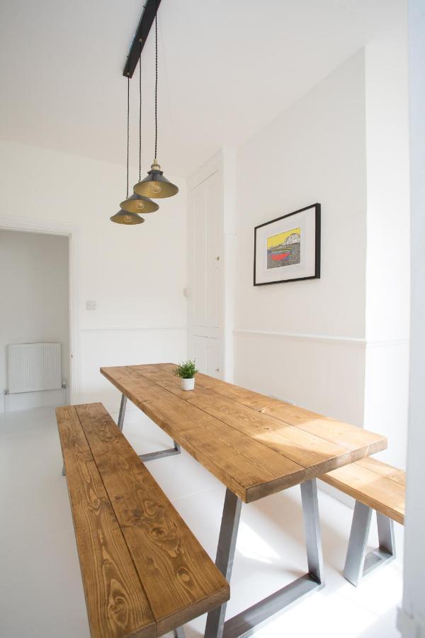 Elegant York House - On A Road, Sleeps 12, With Sea Views * Worthing