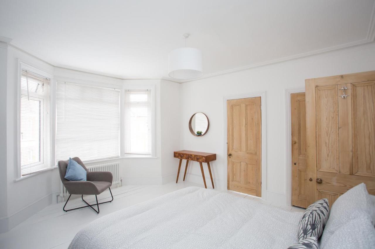 Elegant York House - On A Road, Sleeps 12, With Sea Views Holiday home Worthing