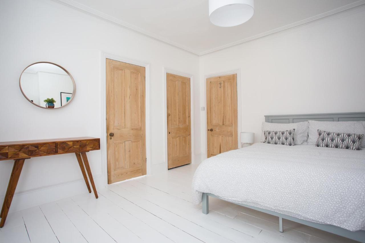 Holiday home Elegant York House - On A Road, Sleeps 12, With Sea Views